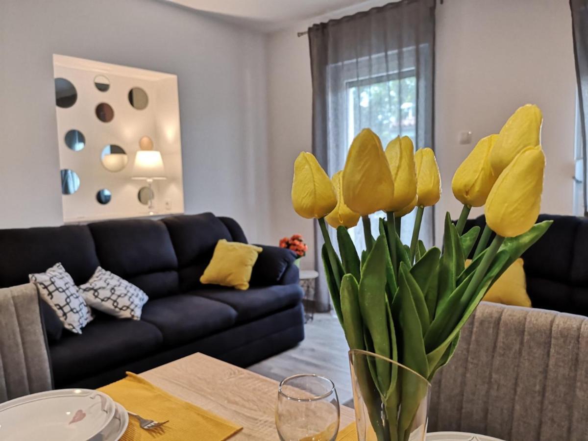 Eugenia Apartment Пула Екстериор снимка